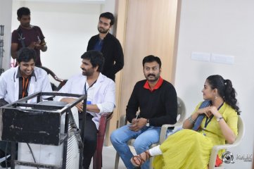 Nela Tickettu Movie Working Stills